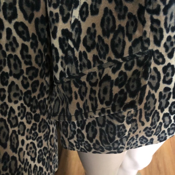 Bianca Leopard Velvety print blazer - Picture 5 of 8